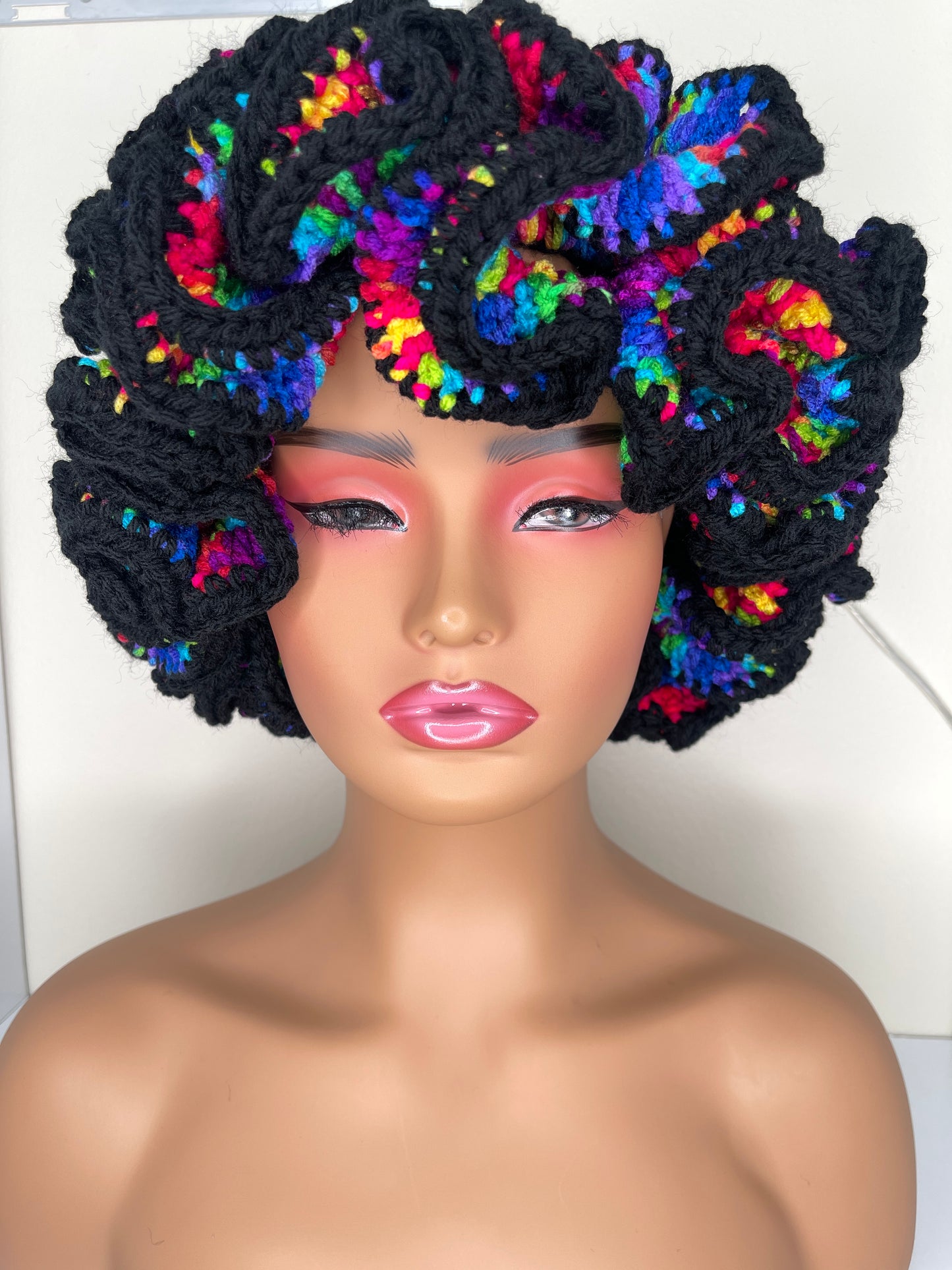 Barbie Deluxe Ruffle Hat | Black edge