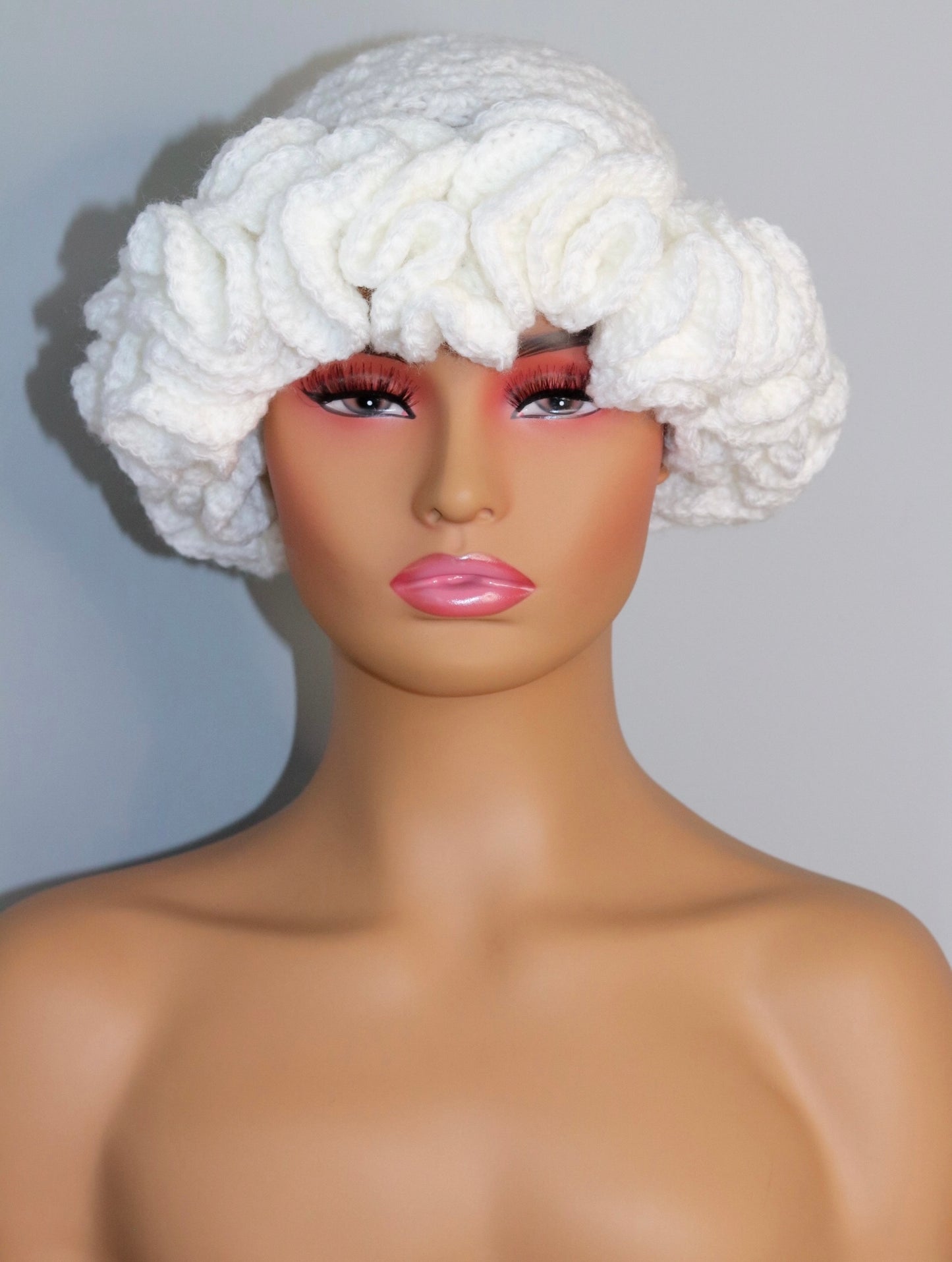 Barbie’s Deluxe Ruffle Hat | White