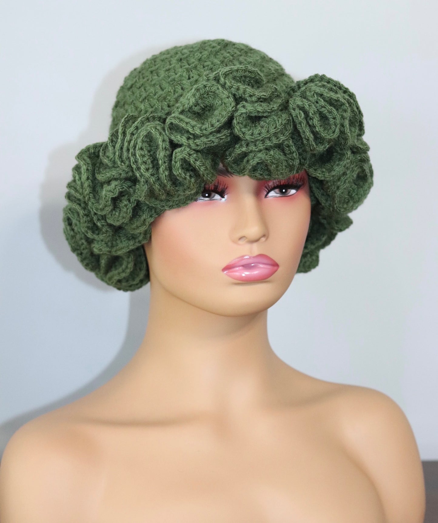 Barbie’s  Deluxe Ruffle Hat | Olive