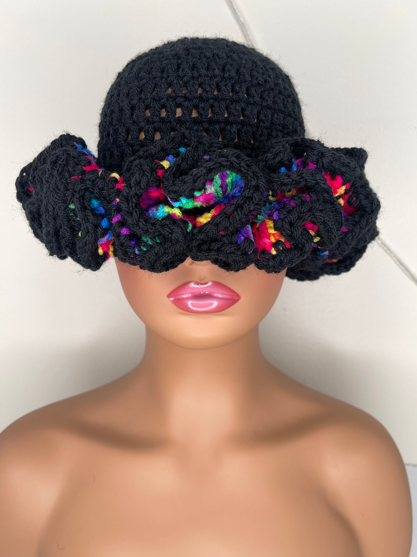 Barbie Deluxe Ruffle Hat | Black edge